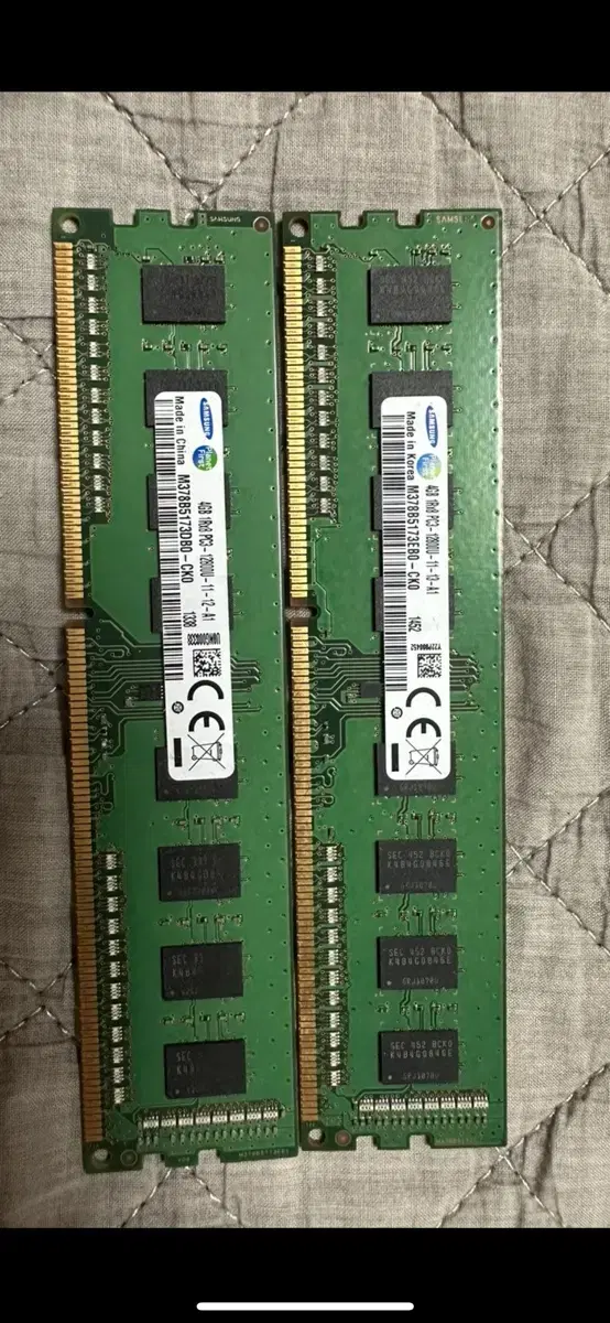 ddr3 4기가 램RAM 2개